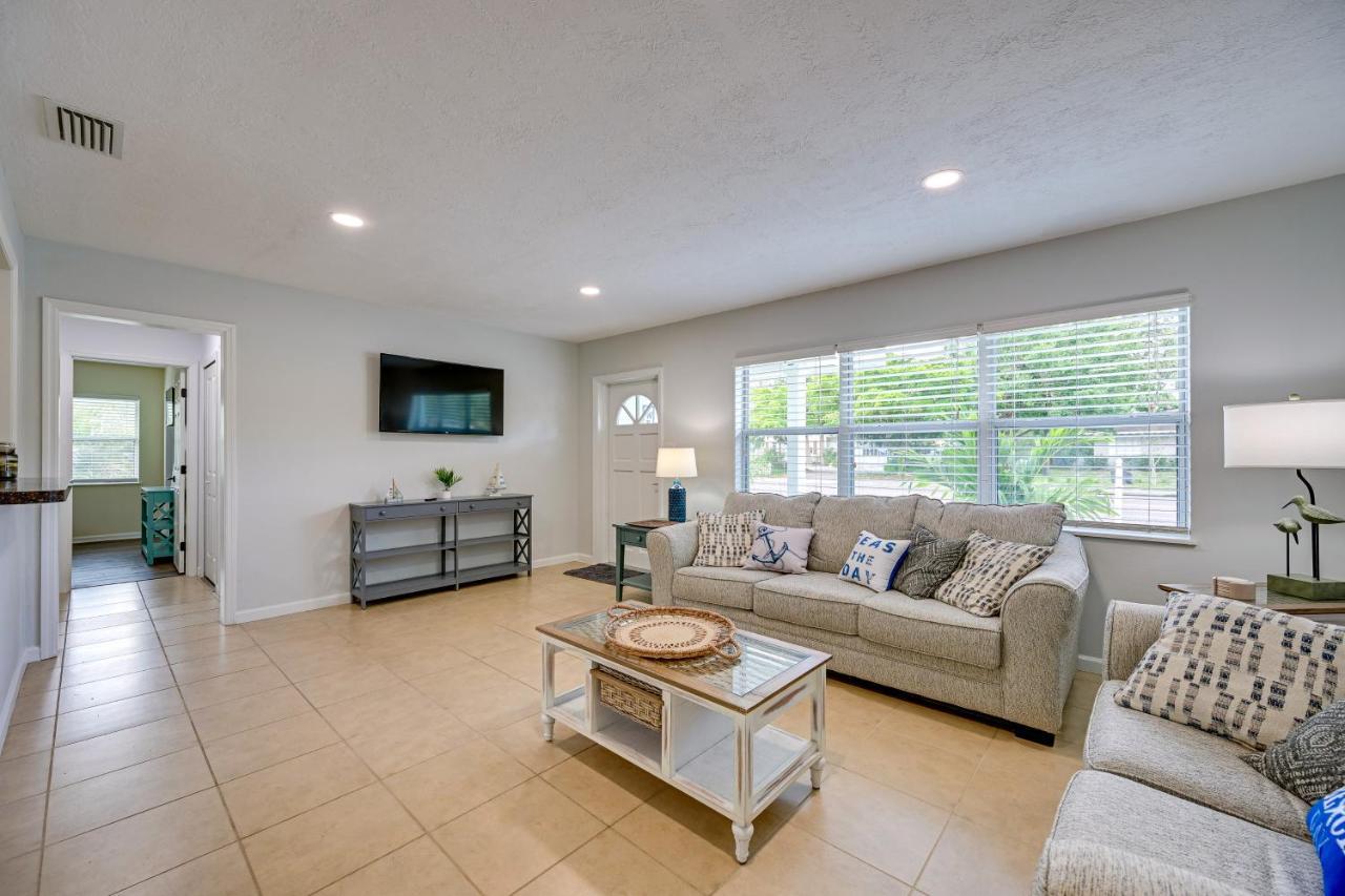 Sunny Sarasota Home With Private Yard And Fire Pit! ภายนอก รูปภาพ